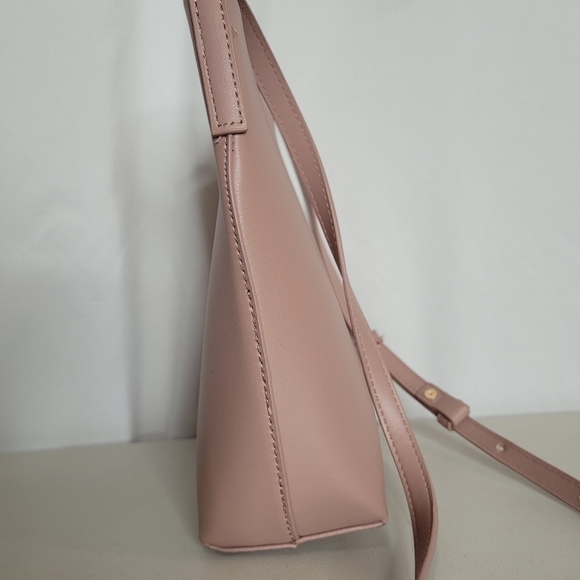 SAMARA Peony (Soft Pink) Vegan Leather Medium Shoulder Bag / Crossbody Bag - Picture 4 of 16